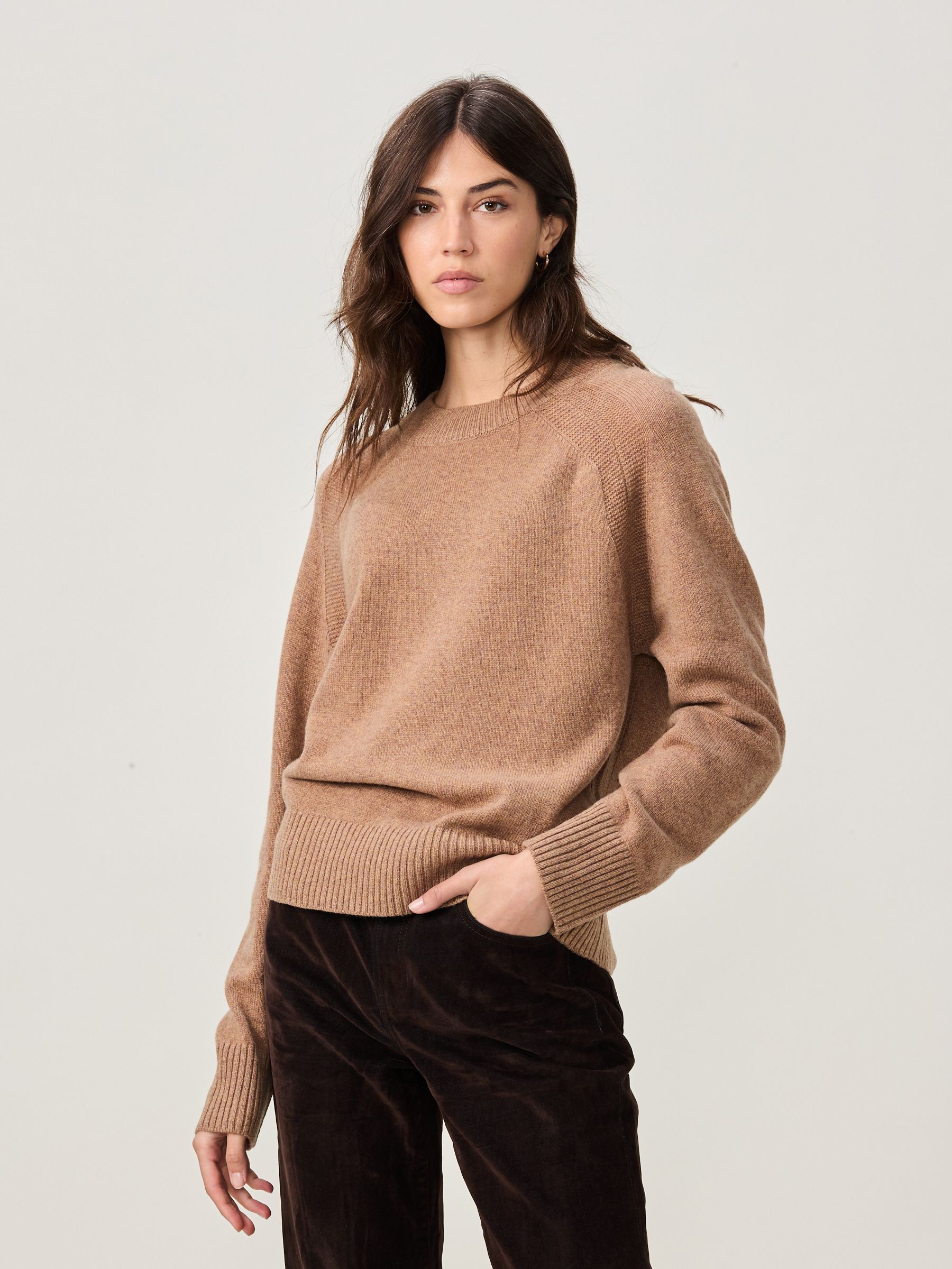 Neutral Camel Premium 100% Lambswool Crew Neck Jumper