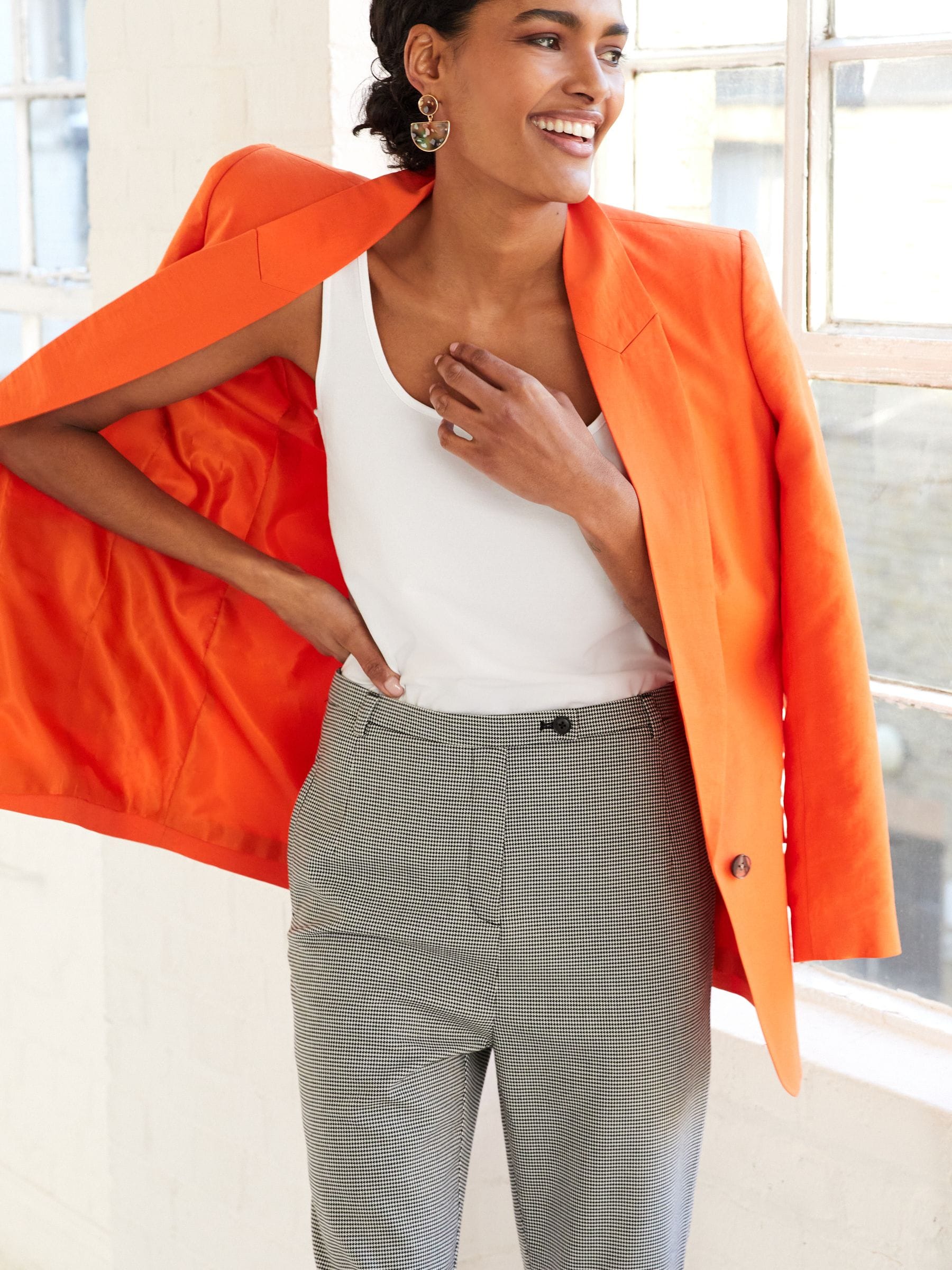 White Square Neck Vest