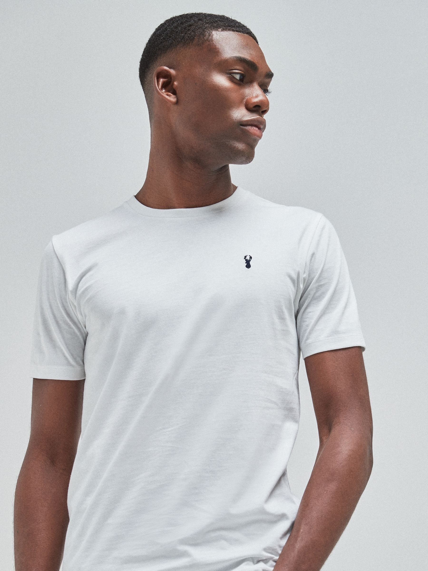 White Regular Fit 100% Cotton Stag T-Shirt